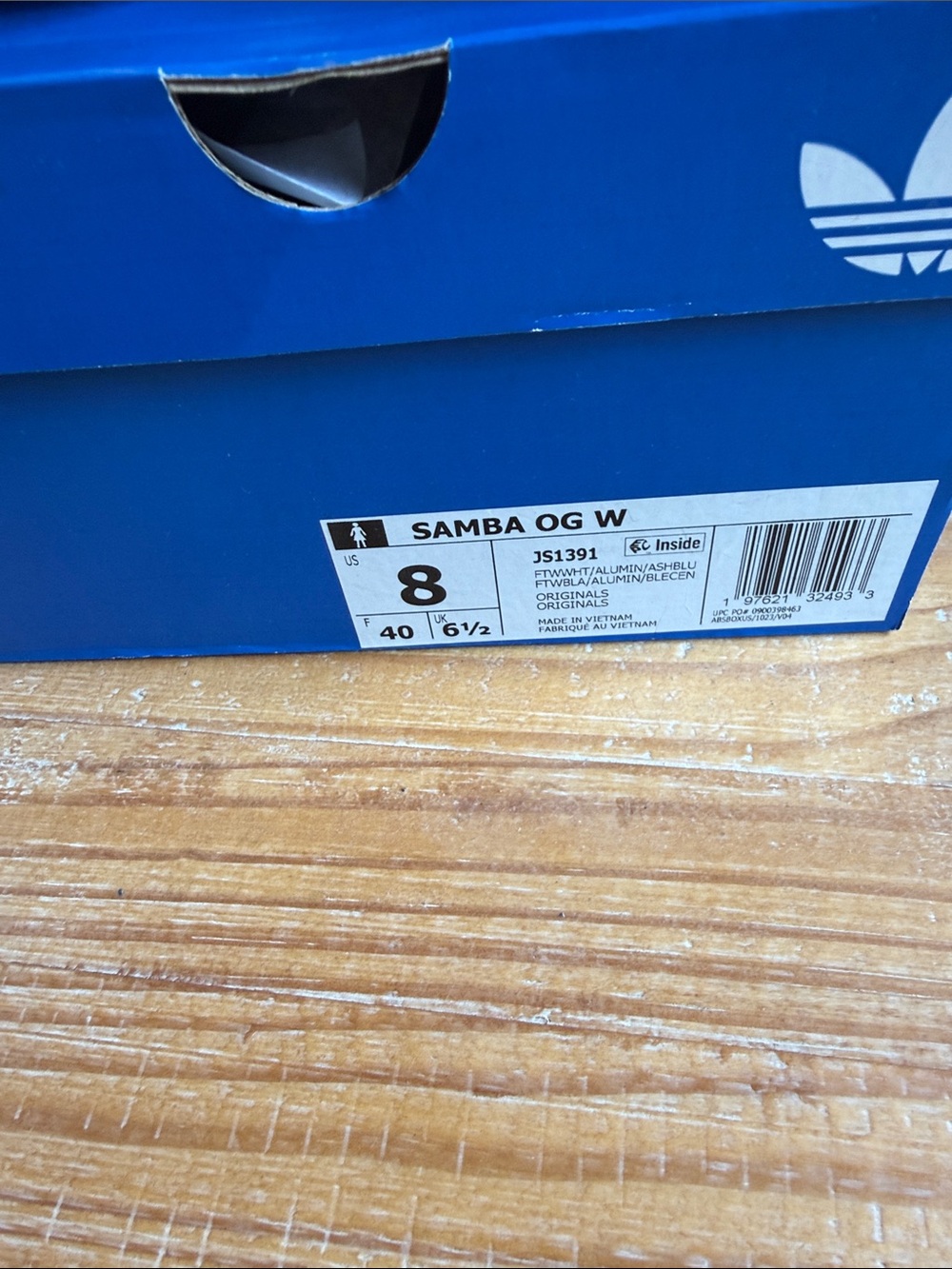 Adidas Original Samba White Leather Sneakers with Blue/Gray Stripes and Gum Sole - Picture 8 of 8